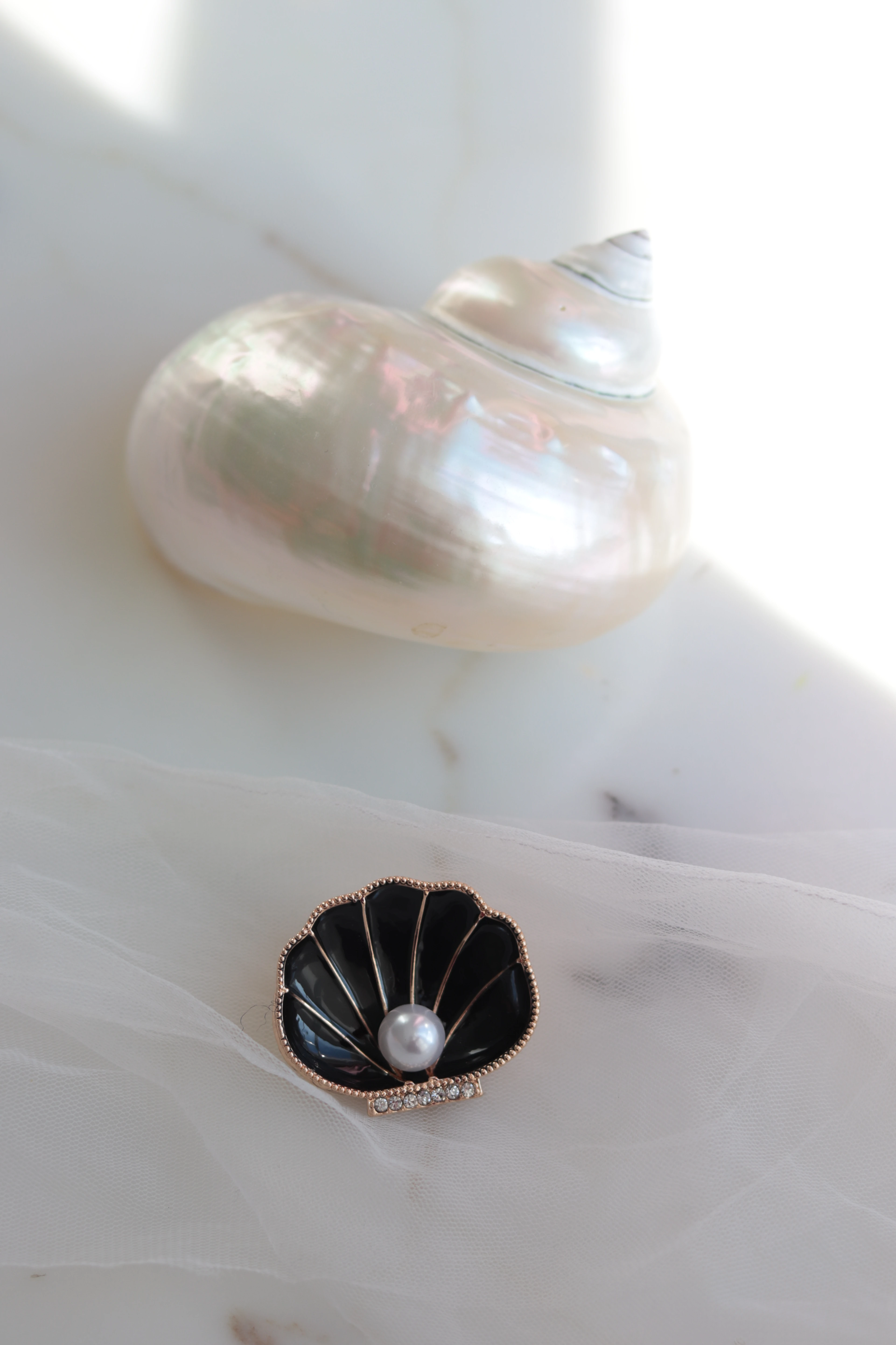 VELVET SEDEF BROŞ SERİSİ